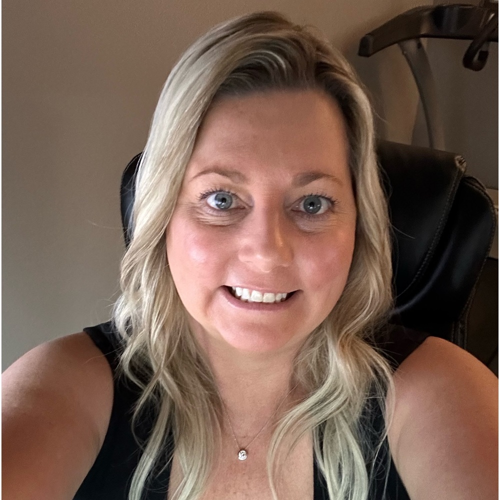 Meet your Posher, Annette
